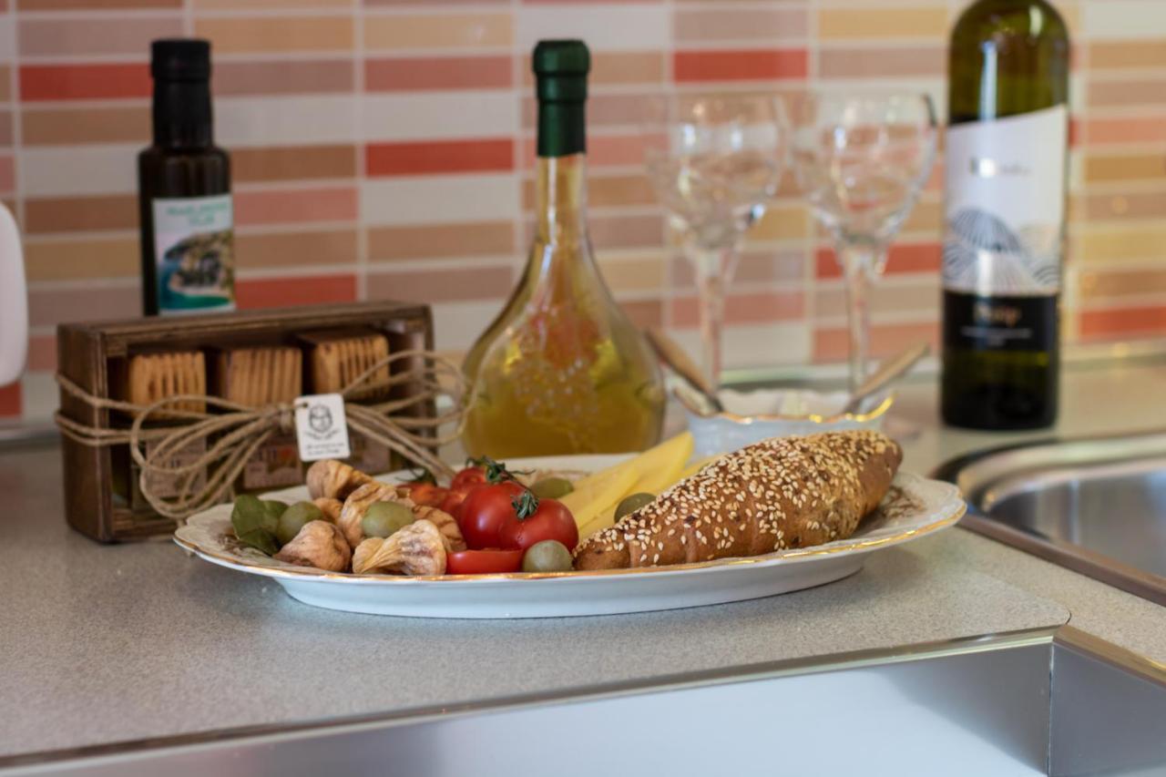 Apartman Monika Omiš Esterno foto