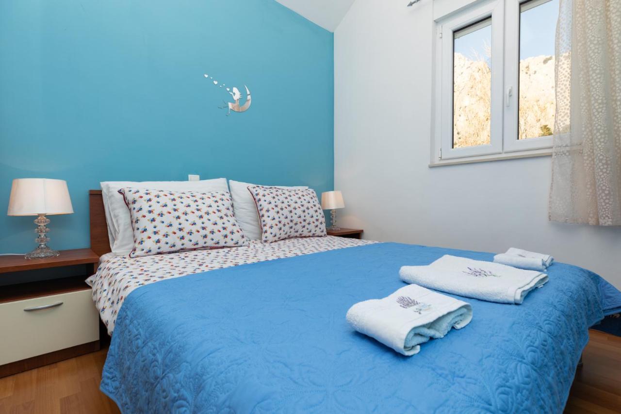 Apartman Monika Omiš Esterno foto