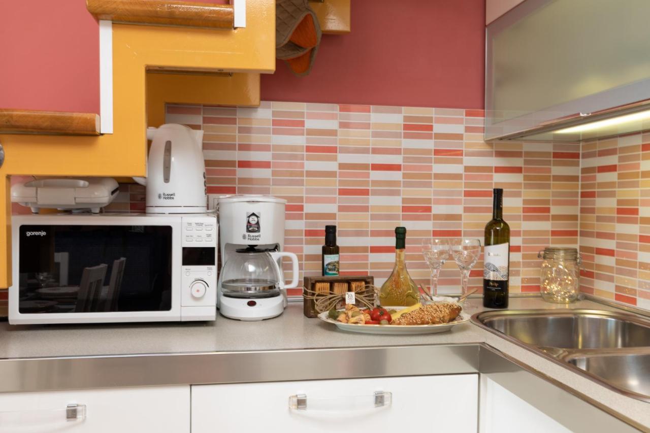 Apartman Monika Omiš Esterno foto
